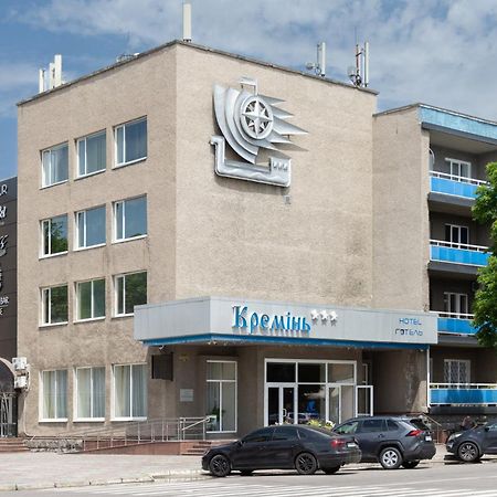 Kremin Hotel Kremenchuk Exterior foto