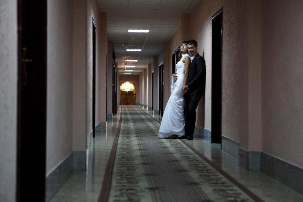 Kremin Hotel Kremenchuk Exterior foto